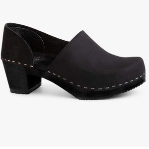 Sandgrens Brett handmade clogs black